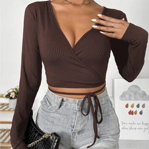 Front tie rob knit crop top
